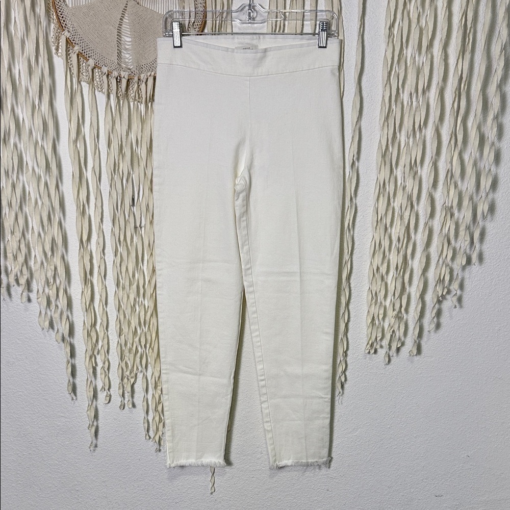 Avenue Montaine NWT Peggy White Denim Size 4